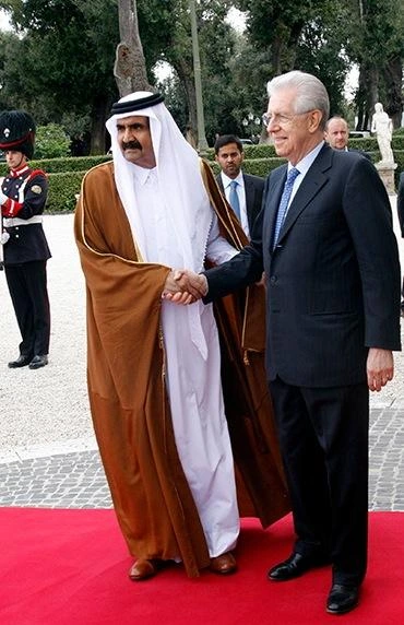 Sheikh Hamad bin Khalifa Al Thani meeting international leaders